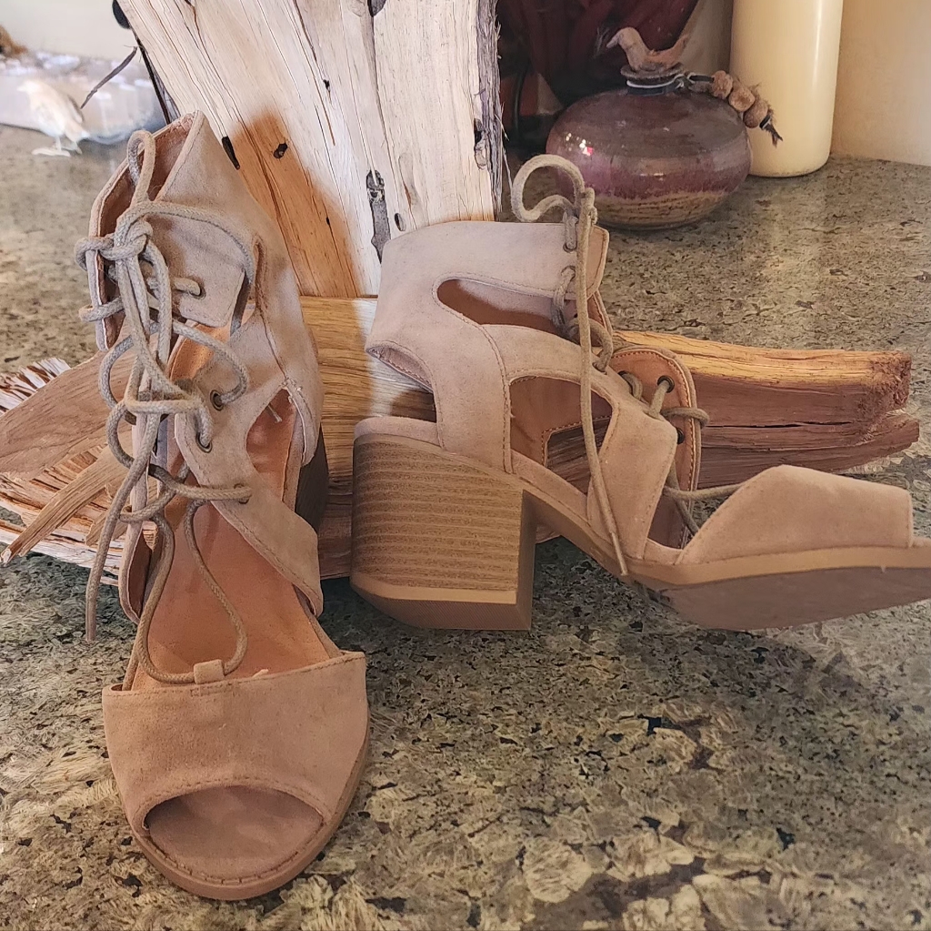 Nwot Cupid Brand Sexy Sandals